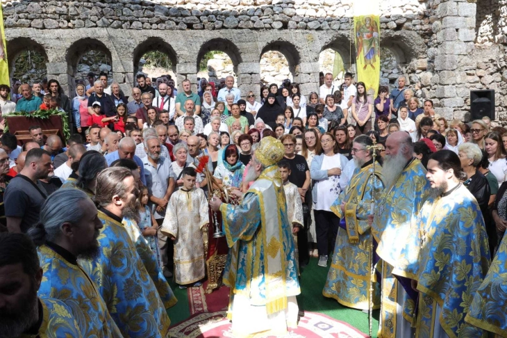 По осум децении света литургија во долнодримколскиот манастир „Свети Архангел Гавриил“