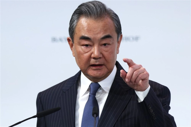 Ванг Ји: Односите меѓу Кина и Јапонија ќе останат во „критична фаза на регрес“ доколку нема напредок
