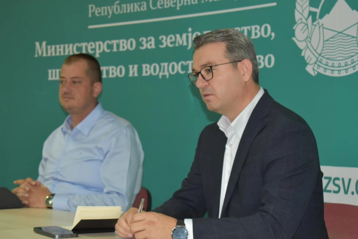 Трипуновски: Постигнат е договор за откупната цена на црвената пиперка