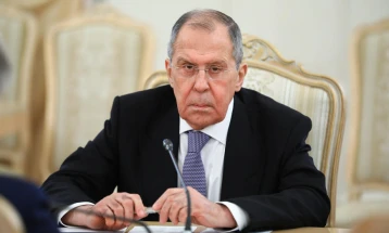 Lavrov: Zelenski dhe Kuleba flasin në mënyrë të kundërt për perspektivën e bisedimeve me Rusinë