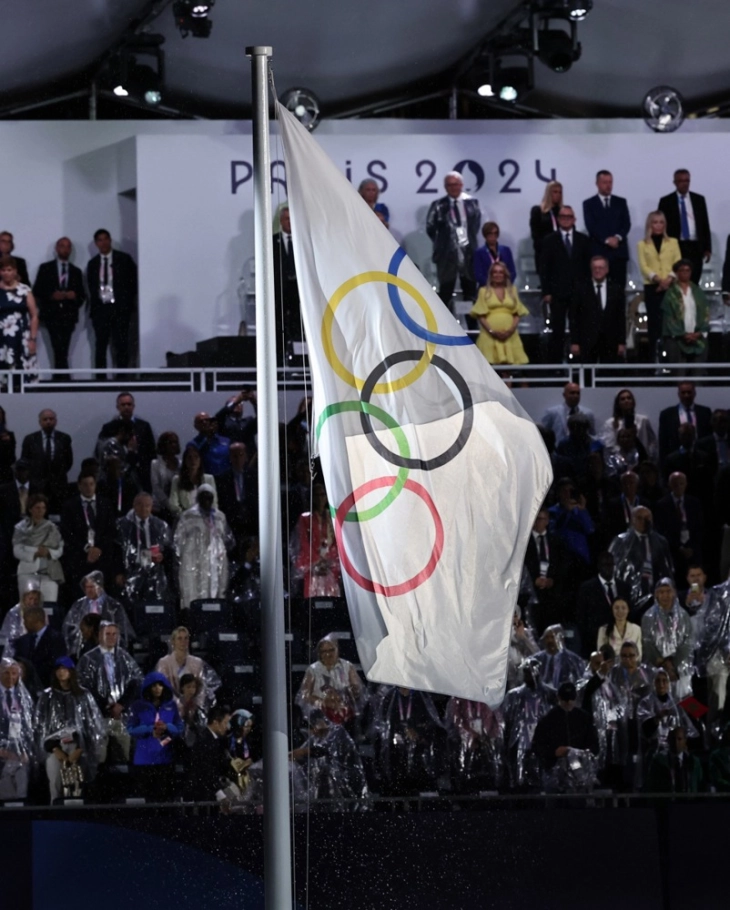 ИОК на превртено олимписко знаме: Жалиме за овој инцидент, но ова не е крај на светот