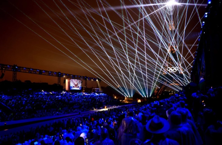 Видео со моменти од церемонијата на отворањето на Игрите во Париз отстрането од каналот на YouTube и веб-страницата на ИОК