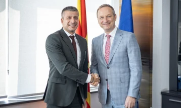 Средба на министерот Перински со шефот на Мисијата на ОБСЕ во Скопје, Килиан Вал