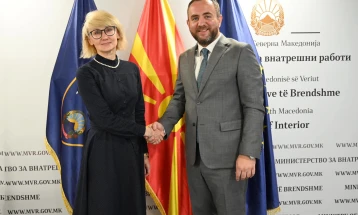 Средба на министерот Тошковски со амбасадорката на Украина, Лариса Дир