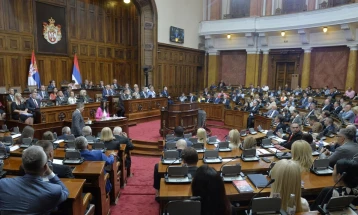 Опозицијата во Србија против таксата на РТС
