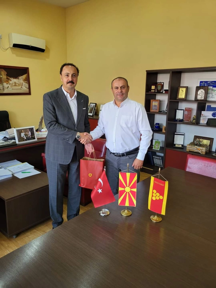 Амбасадорот на Турција Фатих Улусој во посета на Неготино 