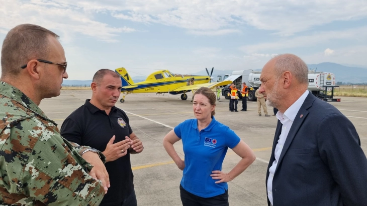 EU Ambassador Geer and CMC head Angelov visit pilots battling blazes