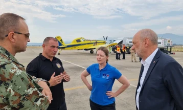 EU Ambassador Geer and CMC head Angelov visit pilots battling blazes