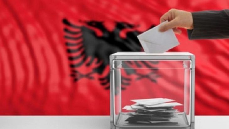 Албанија: Во Химара делумни избори за градоначалник, во трка двајца албански Грци