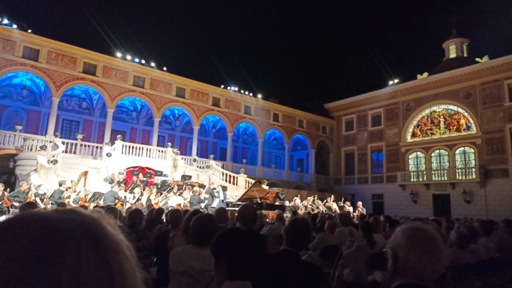 Симон Трпчески блескаво ја заокружи резиденцијалната серија концерти во Монте Карло