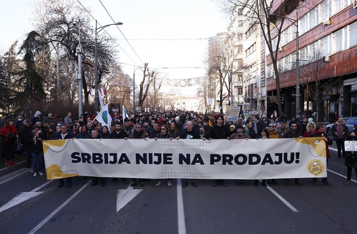 Започнаа протестните собири во градовите низ Србија: Граѓаните не сакаат ископ на литиум