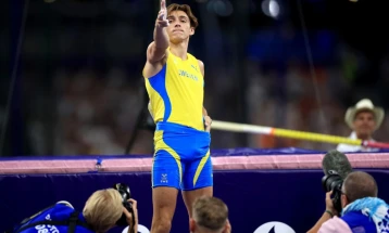 Another Olympic gold and world record for pole vaulter Duplantis