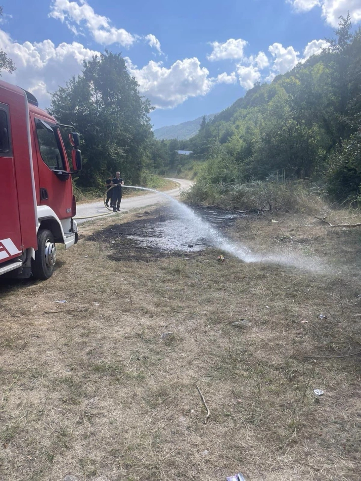 Приведени три лица во Скопско поради предизвикување пожар