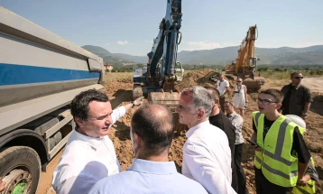 Kurti me video nga fillimi i punimeve në rrugën Prizren - Tetovë: Po i lidhim dy qytetet historike