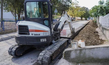 Реконструкција на старата водоводна линија на велешката улица „Љубљанска“