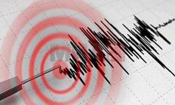 Tërmet me magnitudë prej 7,2 ballë sipas Shkallës Rihter është ndjerë në afërsi të bregut të gadishullit rus Kamçatka