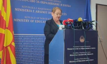 Minister Janevska slams SDSM for teachers' protest