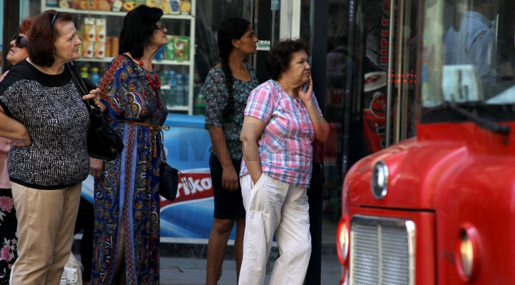 Transport i reduktuar i autobusëve në Shkup, nuk do të qarkullojnë një pjesë e transportuesve privatë 