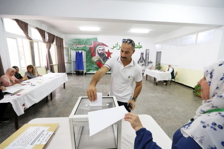 Algeria holds presidential poll with incumbent Tebboune set to win