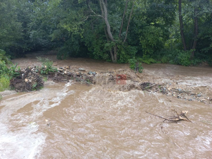 ЦУК: Зголемување на водостоите на реките, не постои опасност од излевање