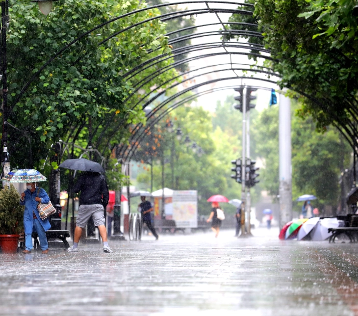 Weather: Cloudy with intermittent rain; high 25°C