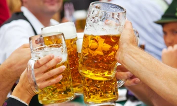 Oktoberfest under way in Munich after ceremonial keg-tapping