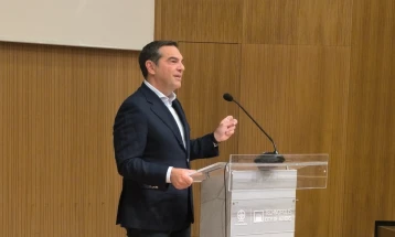 Tsipras urges EU to demonstrate credibility while accepting peace prize for Prespa Agreement