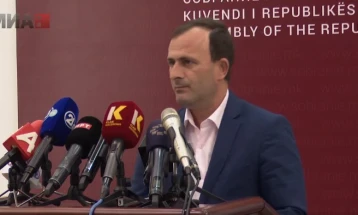 Mitrevski: Gashi ta thirrë Komisionin për çështje të rregullores dhe mandatit-imunitetit për interpretim të zbatimit të nenit 123 paragrafi 3