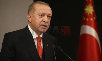 Erdogan: Shumë vende të NATO-s nuk dëshirojnë që Ukraina të bëhet anëtare e aleancës