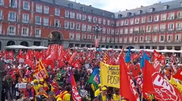 Во Шпанија синдикатите организираат протести со барање за намалување на бројот на работни часови