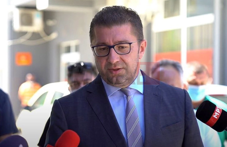 Mickoski: VMRO-DPMNE pranon grupe punuese për zgjedhjet, pret vetëm qeveria ta thotë datën dhe kohën