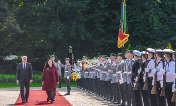 Presidentja Osmani për vizitë pune në Gjermani