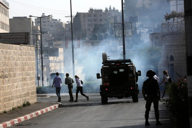 Në sulme ajrore izraelite në Rripin e Gazës kanë vdekur 21 palestinezë