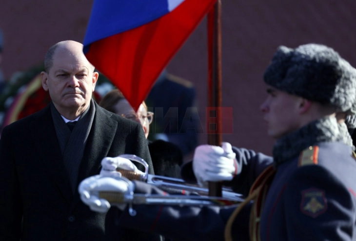 Германски медиуми: Шолц сака телефонски да разговара со Путин за првпат во последните две години