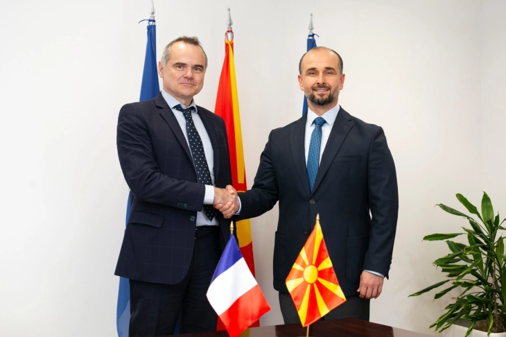 Takim i ministrit Murtezani me ambasadorin francez Le Rigoler