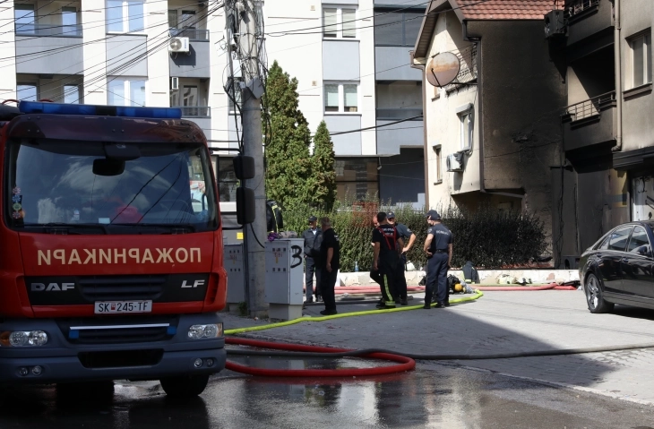 Tentim për vjedhje në ndërtesën në Çair në të cilën dje pati zjarr, janë arrestuar dy persona