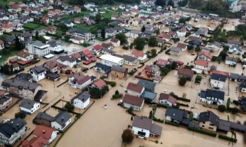 Përmbyten pjesë qendrore të disa qyteteve në BeH, situatë më e rëndë në Jabllanicë