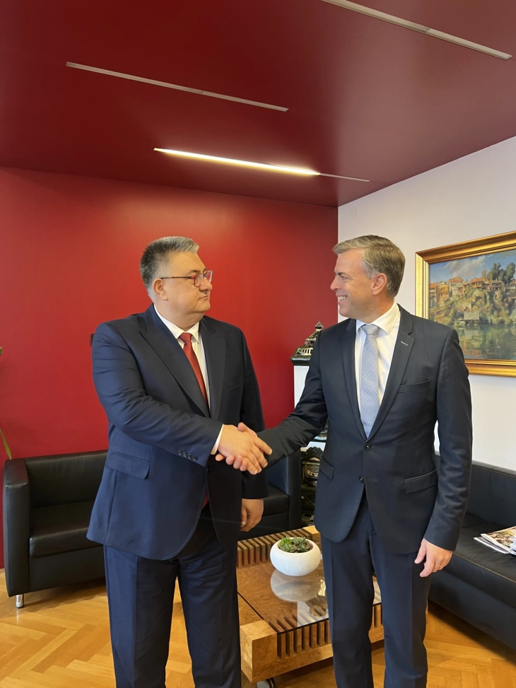 Minister Minchev in Slovenia meets with Novo Mesto Mayor Macedoni