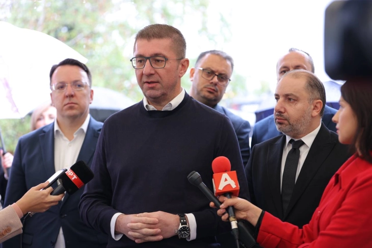 Mickoski: Kryeministri hungarez Orban ofertën e dha në emër të kryesimit me BE-në