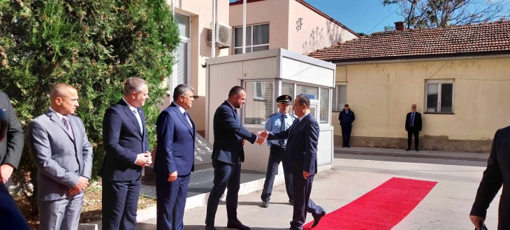 Тошковски - Дачиќ: Скопје и Белград ќе ја продлабочуваат соработката за намалување на метежот на граничните премини и справување со миграцијата