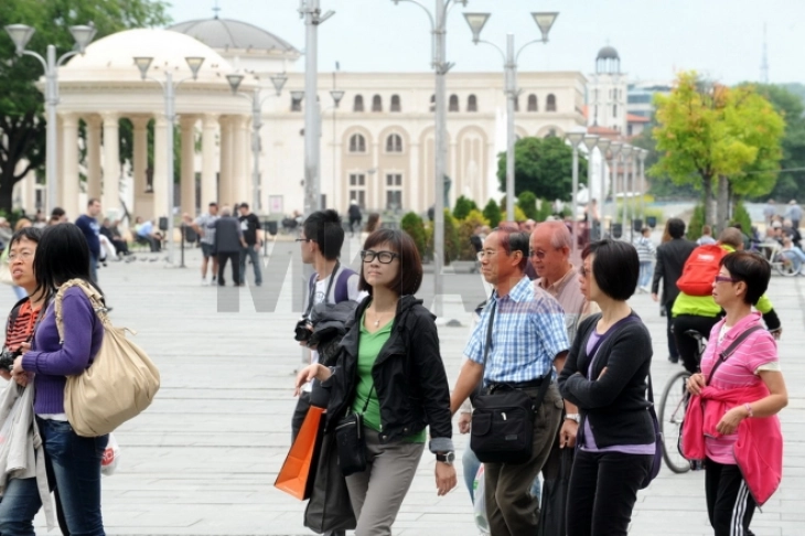 Rritet numri i turistëve