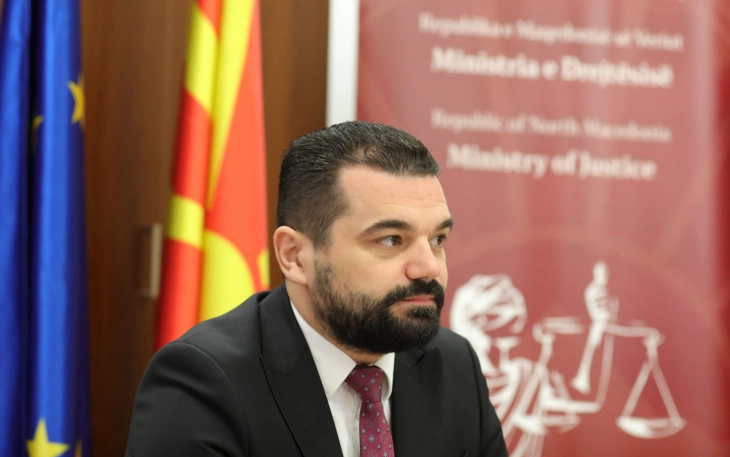 Former Justice Minister Lloga challenges Justice Minister Filkov to a public debate