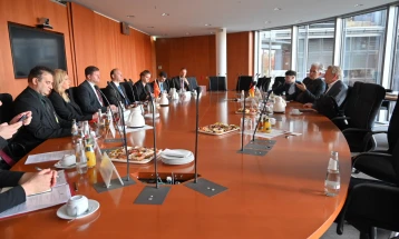 Parliament Speaker meets with German Bundestag members in Berlin