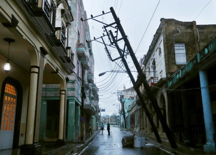 Six dead after storm hits Cuba, fourth night without electricity