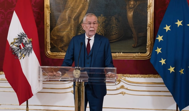 Austrian president gives Nehammer mandate to form government