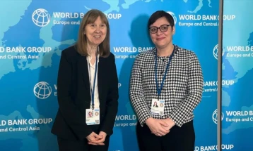 Dimitrieska Kochoska holds meetings with World Bank representatives