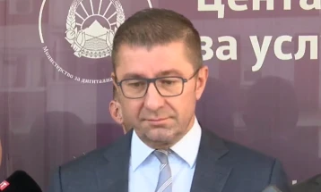 Mickoski: Është e pakuptimtë që tani t'i dërgohet letër BE-së, që të fillojë procesi i ndryshimeve kushtetuese është e nevojshme që Parlamenti bullgar ta ratifikojë Marrëveshjen për Anëtarësim