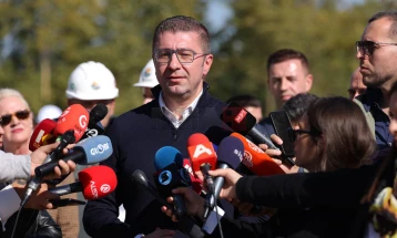 Mickoski: Do të investojmë në kampusin e universitetit 