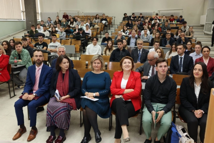 Konferencë studentore për efikasitet energjetik dhe zhvillim të qëndrueshëm - SKEEOR 2024