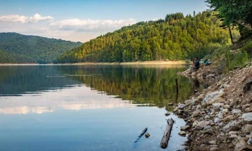 Најстудено во Берово минус три, најтопло во Велес со осум степени